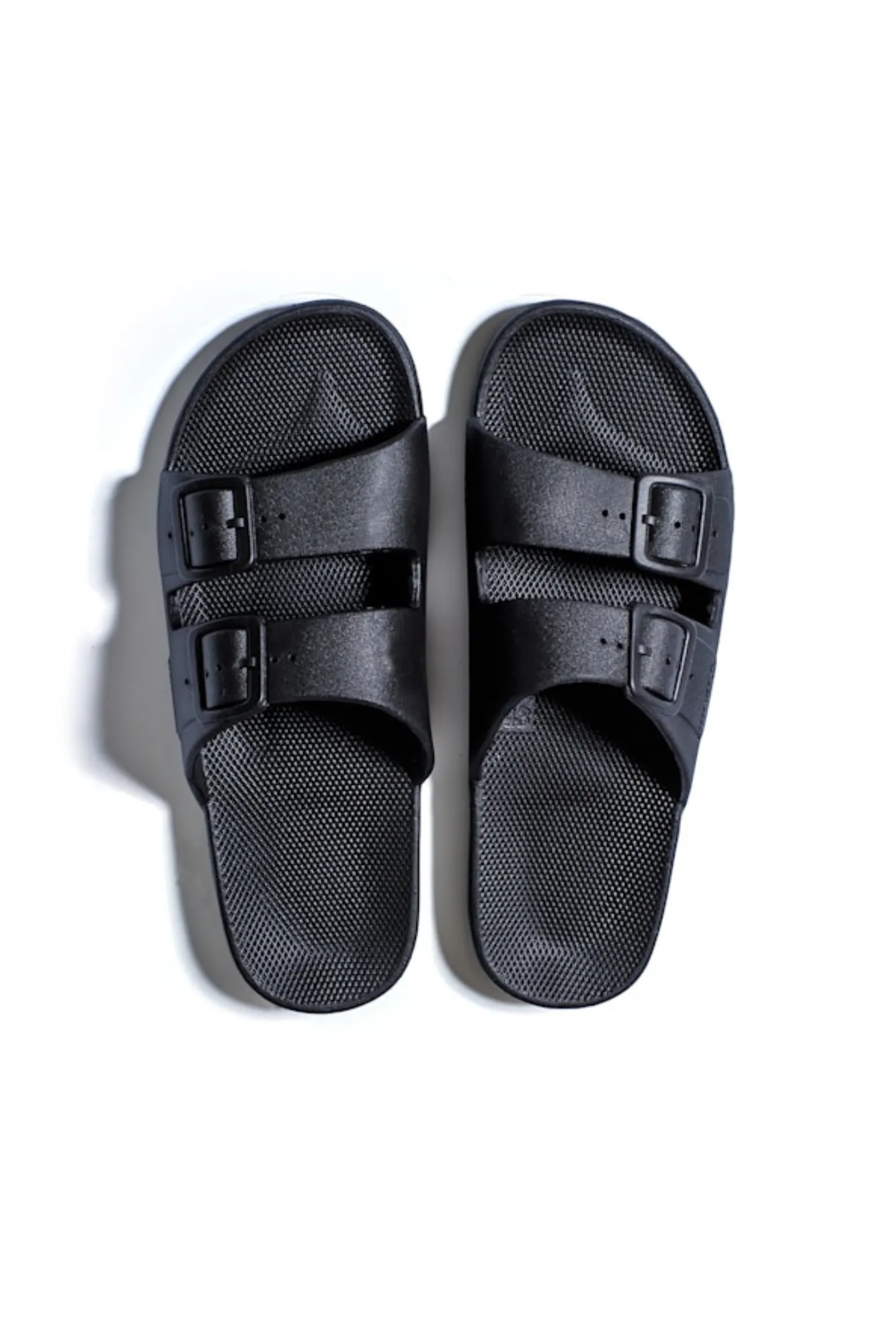 Freedom Moses Slides Black